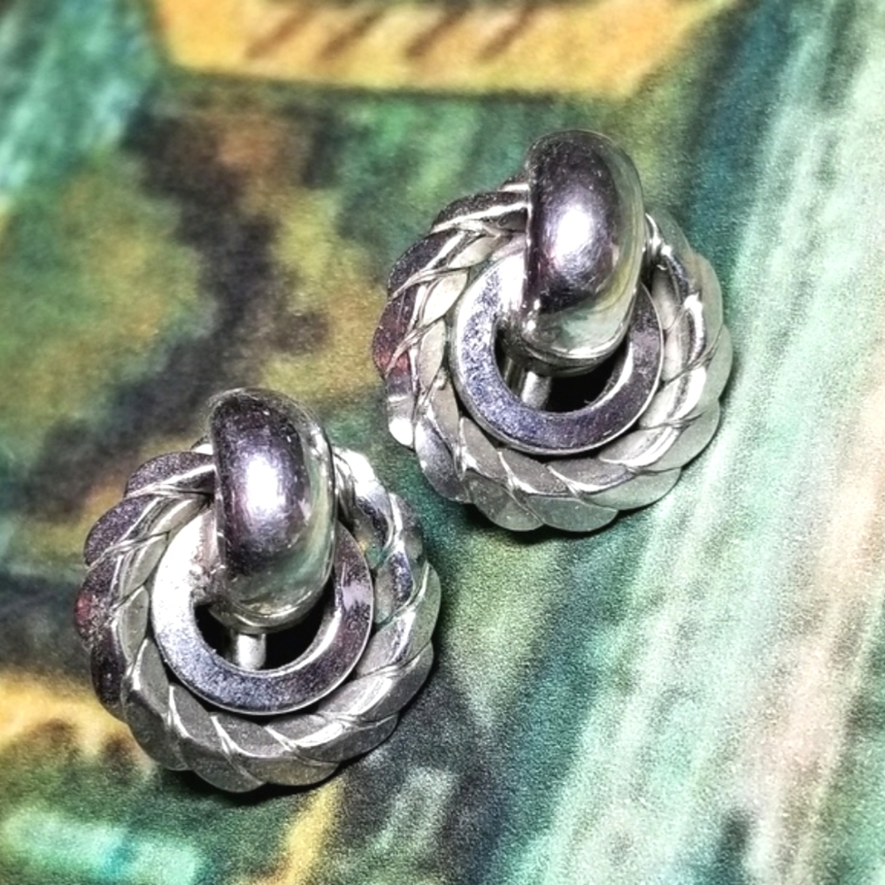 Vintage earrings circle screwback earrings silver tone